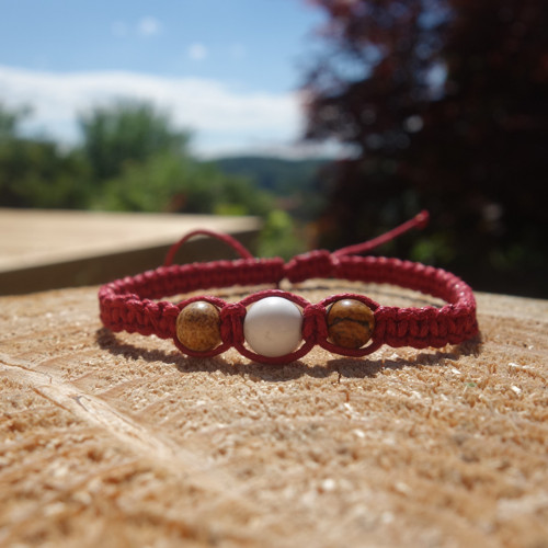 Macramé náramek - Jaspis & howlit — foto 1