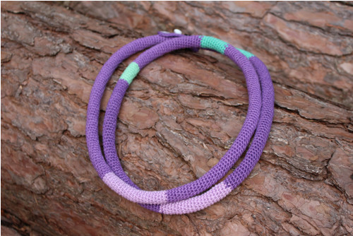 Minimalistický elegantní dlouhý náhrdelník