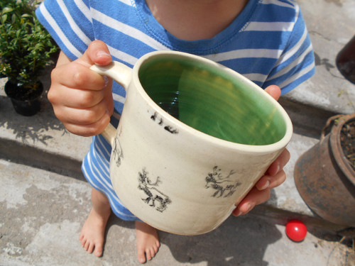 Hrnek s jeleny, 800 ml — foto 1