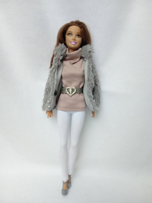 Kožíšek pro Barbie — foto 1