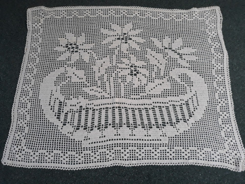 Záclonka háčkovaná 100x 80cm- jako nová — foto 1