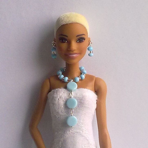 Šperky pro Barbie - náhrdelník, náušnice — foto 1