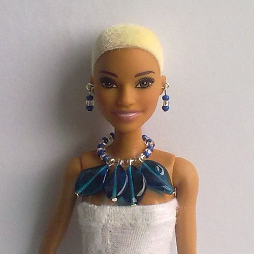 Šperky pro Barbie - náhrdelník, náušnice — foto 1
