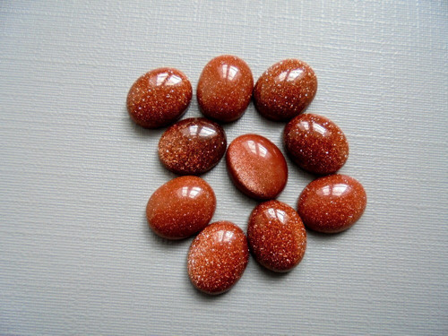Kabošon - avanturín zlatý 10 mm