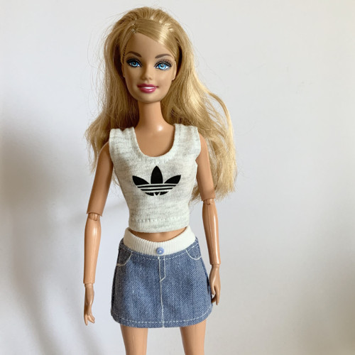 Tílko pro barbie — foto 1