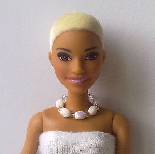 Šperky pro Barbie - náhrdelník — foto 1
