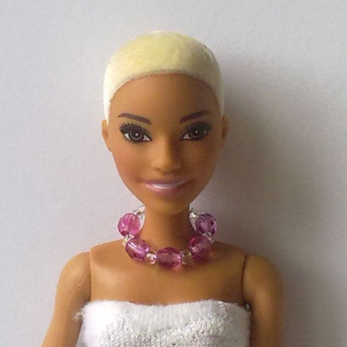 Šperky pro Barbie - náhrdelník — foto 1