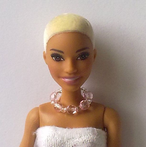Šperky pro Barbie - náhrdelník — foto 1
