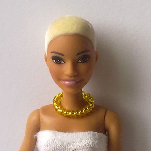 Šperky pro Barbie - náhrdelník — foto 1