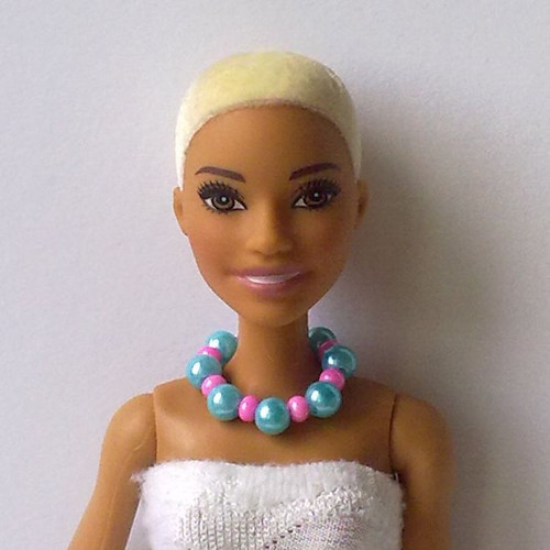 Šperky pro Barbie - náhrdelník — foto 1