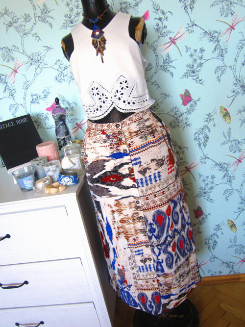 Boho crop top s krajkou — foto 1