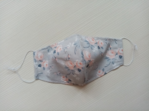 Dvouvrstvá rouška - květy — foto 1