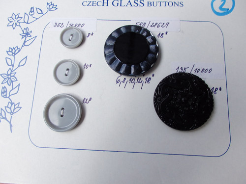 Czech Glass Buttons č.2 — foto 1