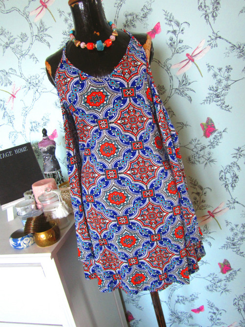 Šaty boho hippie ornamenty — foto 1
