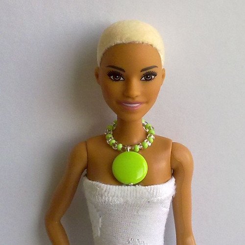 Šperky pro Barbie - náhrdelník — foto 1