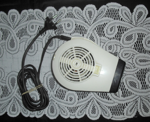 Elektrický FÉN, funkční, zn. Luftdusche LD 65, DDR