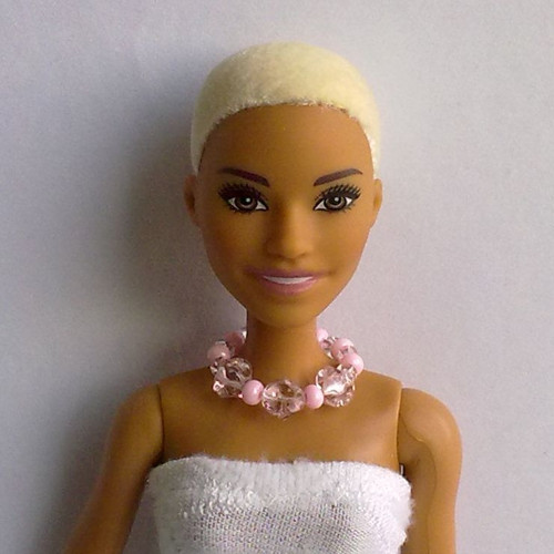 Šperky pro Barbie - náhrdelník — foto 1
