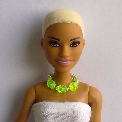 Šperky pro Barbie - náhrdelník - neonová zelená