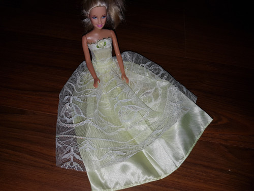 Šaty plesové pro panenky Barbie Monster - Stela