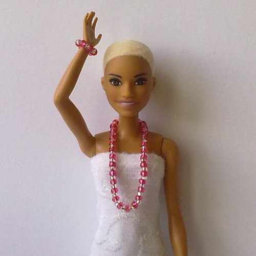 Šperky pro Barbie - náhrdelník, náramek — foto 1