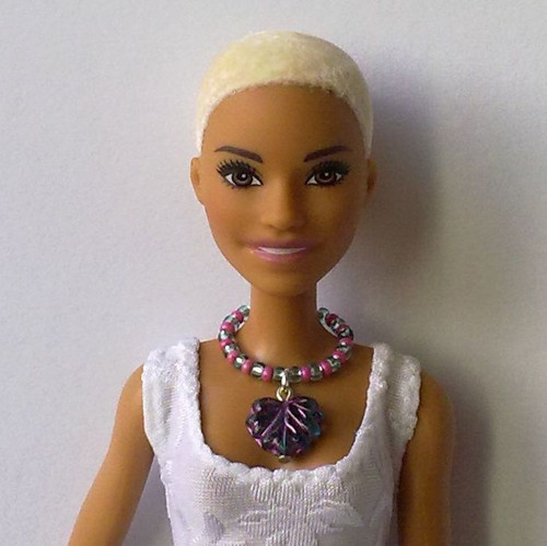 Šperky pro Barbie - náhrdelník — foto 1