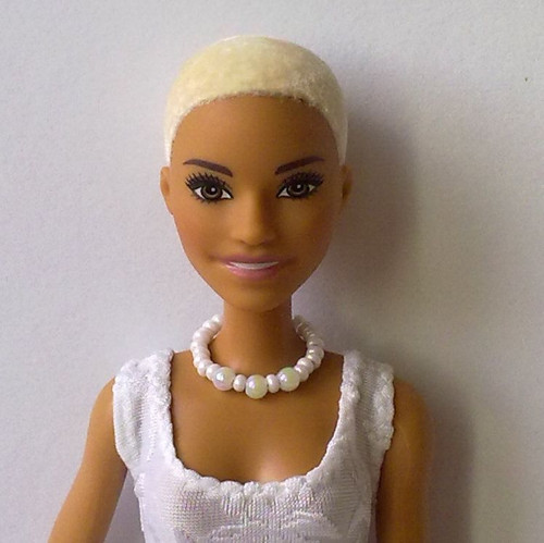 Šperky pro Barbie - náhrdelník — foto 1