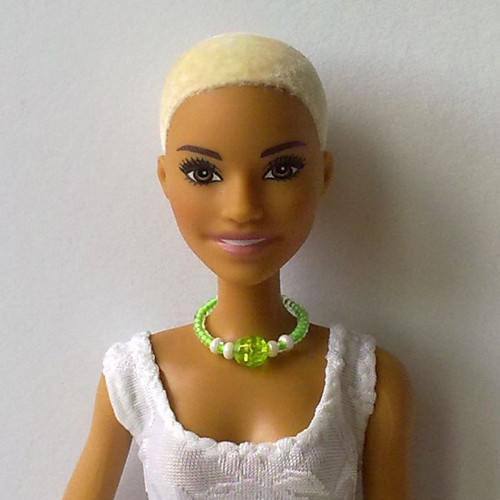 Šperky pro Barbie - náhrdelník — foto 1