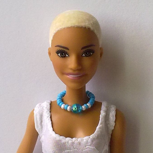 Šperky pro Barbie - náhrdelník — foto 1