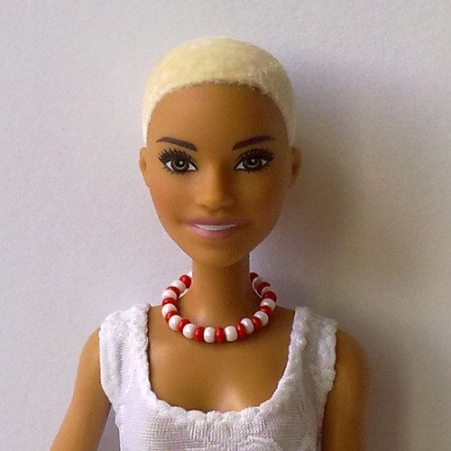 Šperky pro Barbie - náhrdelník — foto 1