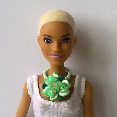 Šperky pro Barbie - náhrdelník — foto 1
