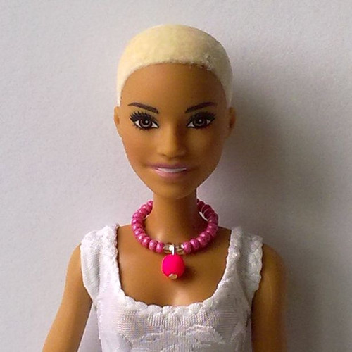 Šperky pro Barbie - náhrdelník - neonový — foto 1