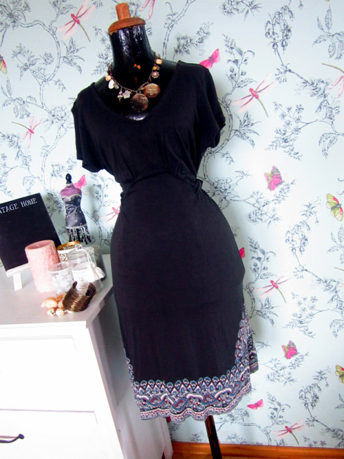 Šaty boho grey s bordurou — foto 1