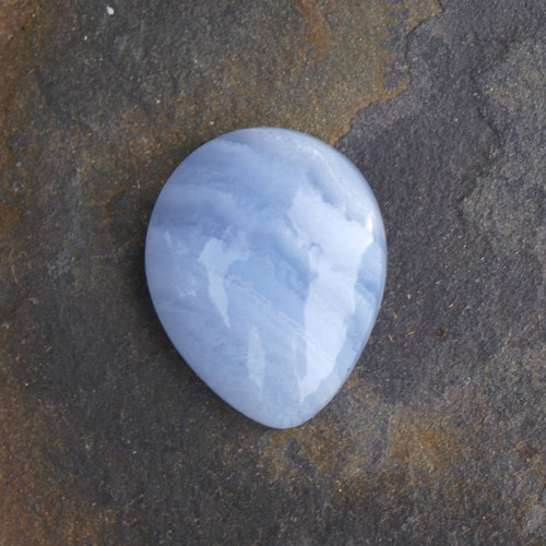 Chalcedon krajkový, kabošon č. 2240 — foto 1
