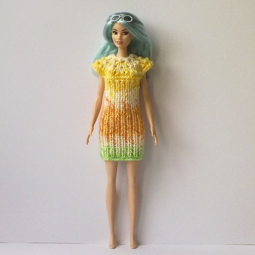 Oblečky pro Barbie - šaty — foto 1