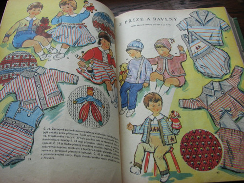 Příručka časopisu Žena a Móda svázaný rok 1961-62