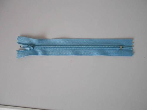Zip jemný 14 cm — foto 1