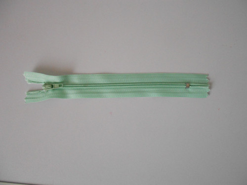 Zip jemný 14 cm — foto 1
