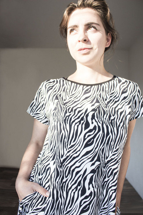 Šaty zebra vel. M/L/XL