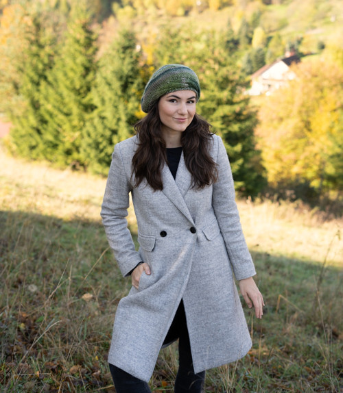 Baret Wella v zelené — foto 1
