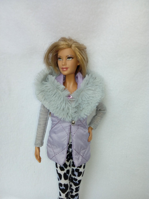 Vestička pro Barbie — foto 1