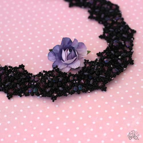 Black and Violet - náhrdelník