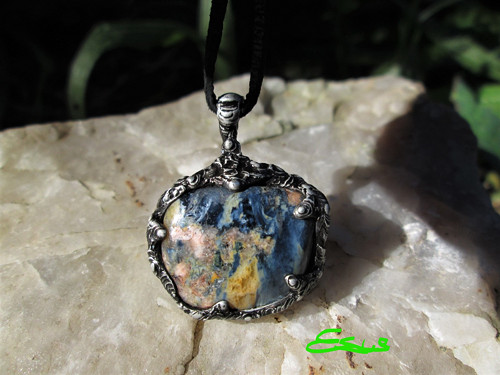 Talisman ,, Pán Bouří " — foto 1