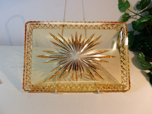 Jantarový tác Art Deco — foto 1