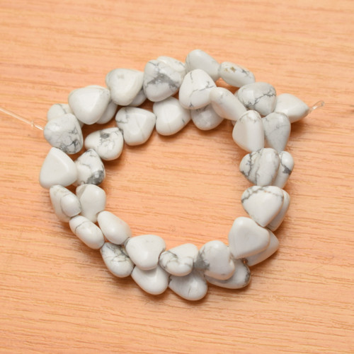 Magnezit - srdíčko -10mm - 2 kusy