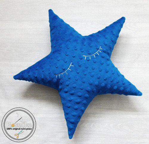 Polštářek hvězdička minky modrá s očima -36 cm