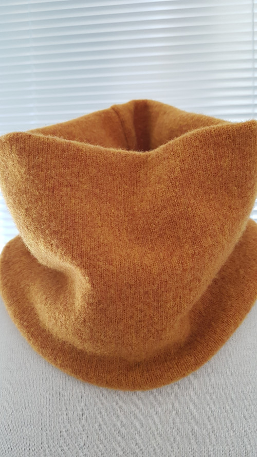 Nákrčník — foto 1