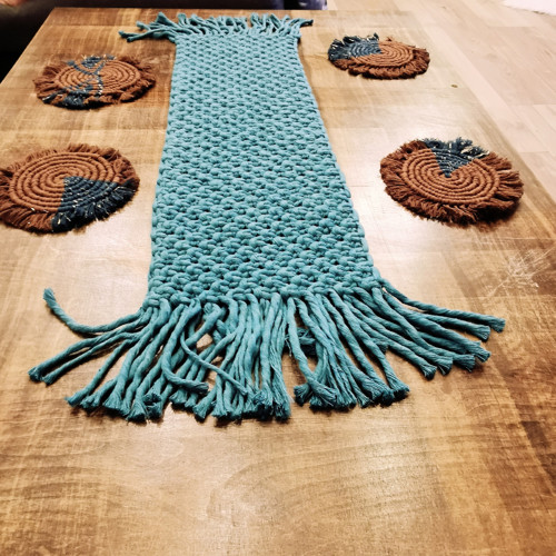 Macramé ubrus/běhoun na stůl — foto 1