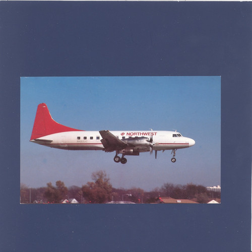 Letadlo Convair CV-580 Northwest - pohlednice — foto 1