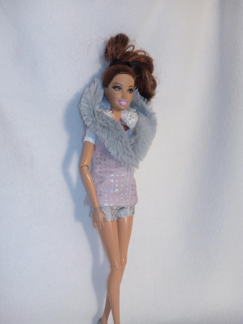 Vestička pro Barbie — foto 1