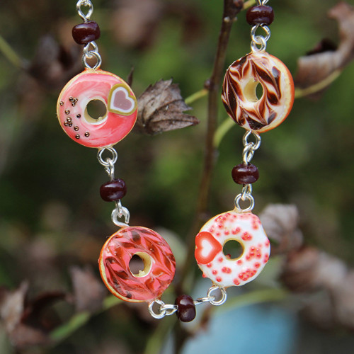 Donuty - náramek (fimo) — foto 1